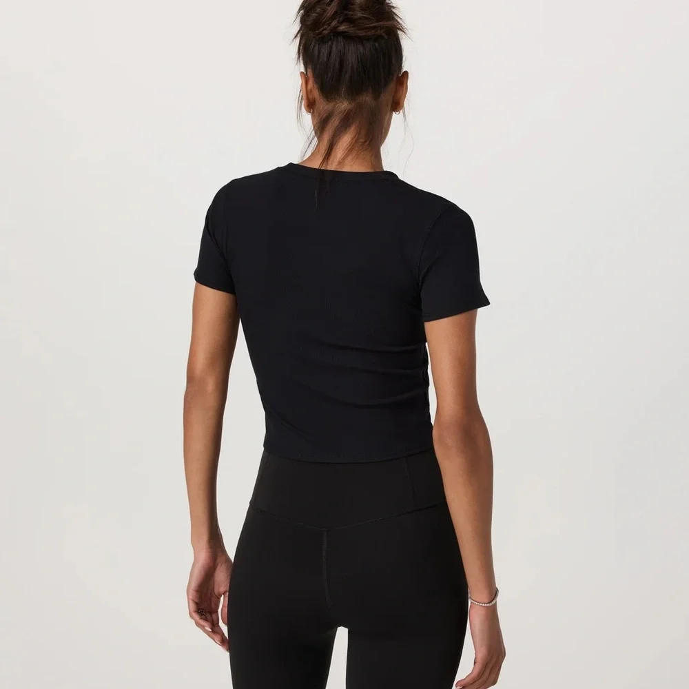 Vuori Pose Tee Small - Picture 3 of 9